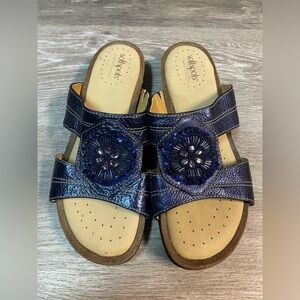 Softspots Pillow Technology Slide Sandals Blue Metallic Women’s Size 9W
